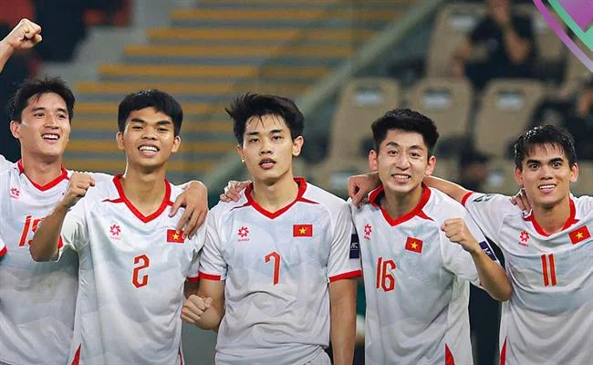 Bàn Roulette sôi động tại F1680 Tải App